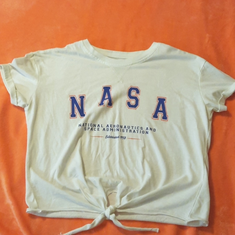 N.A.S.A t-shirt 🚀 B.O.G.O